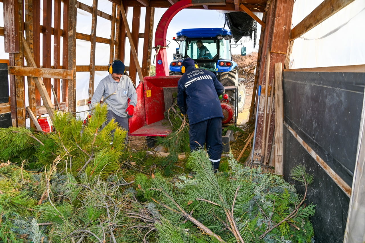 KONYA’NIN MERKEZ SELÇUKLU İLÇE BELEDİYESİ, ÇEVRE BİLİNCİNİ ARTIRMAK AMACIYLA HAYATA GEÇİRDİĞİ ÖNCÜ...