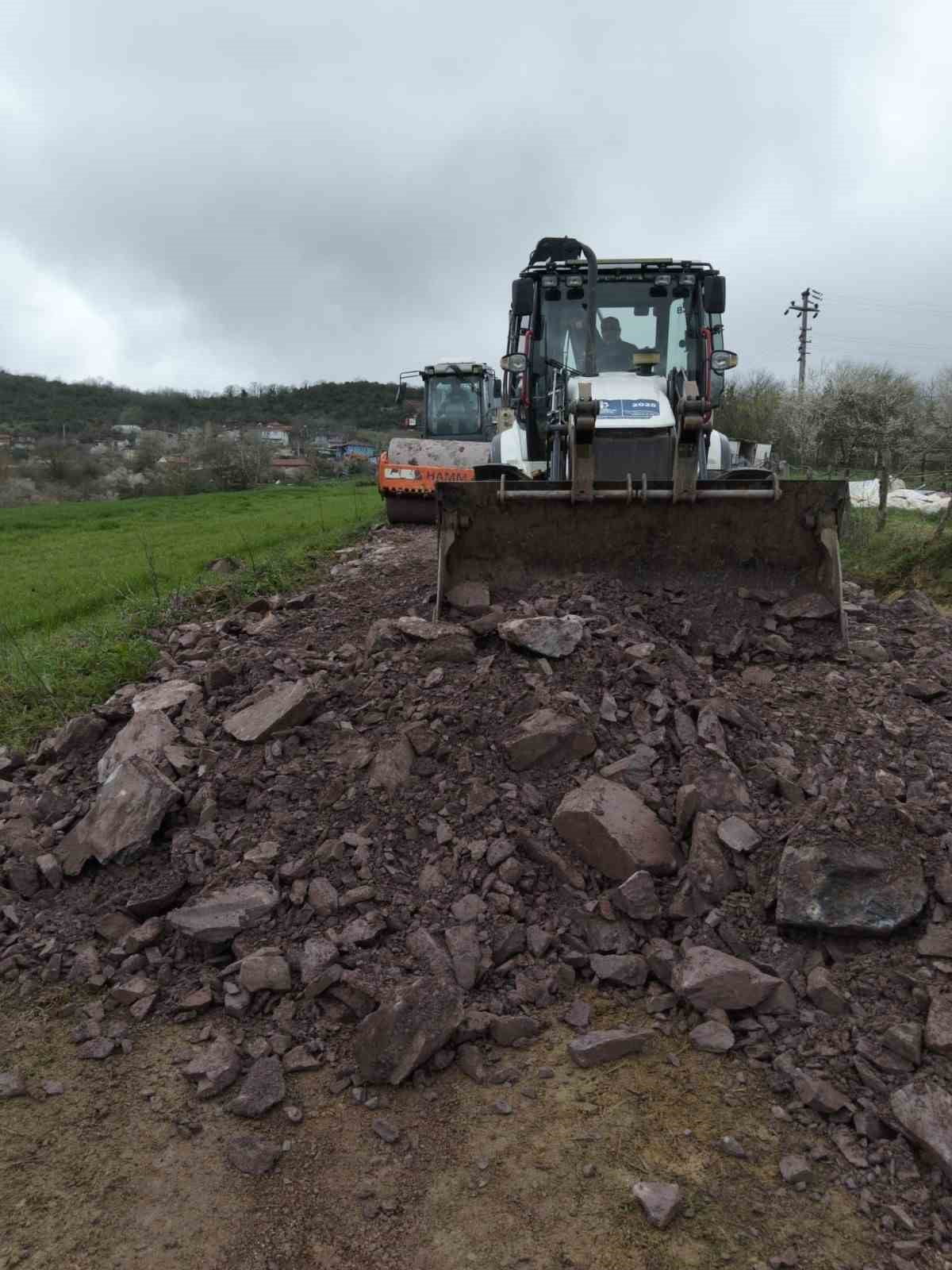 KÖRFEZ KUTLUCA MAHALLESİ KIYIRLI MEVKİİNDE GERÇEKLEŞTİRİLEN İÇME SUYU HATTI ÇALIŞMASI SONRASI...