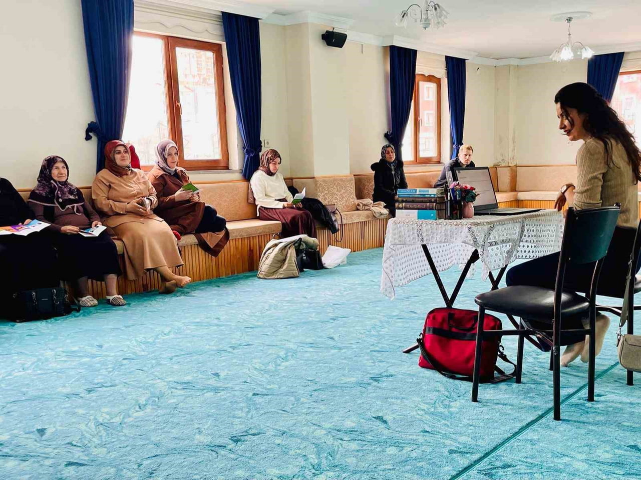 KUR'AN KURSU KURSİYERLERİNE SAHA EĞİTİMİ VERİLDİ