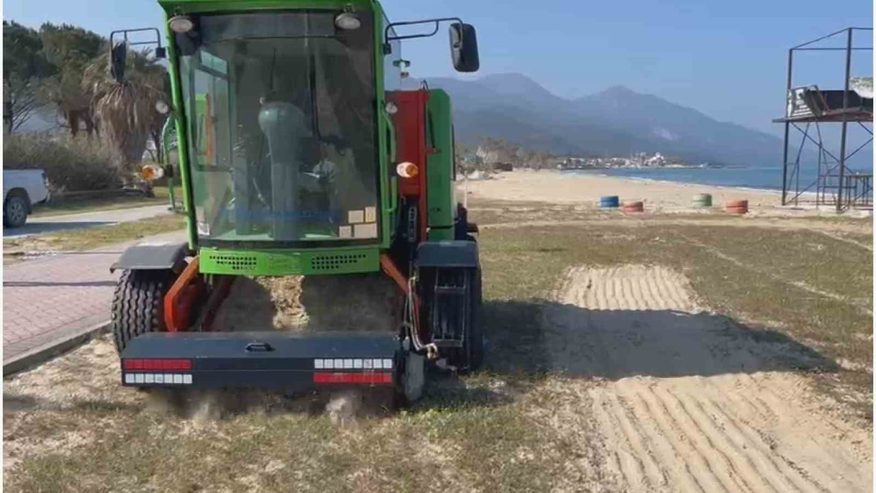 KUŞADASI'NIN DÜNYACA ÜNLÜ PLAJLARI TURİZM SEZONUNA HAZIRLANIYOR