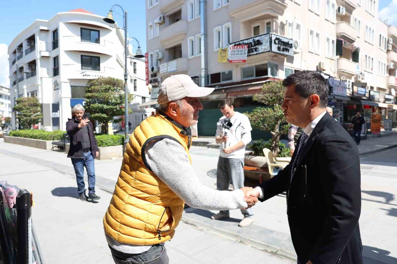 MARMARİS ÇARŞI’DA DEVAM EDEN ÇALIŞMALARI YERİNDE İNCELEYEN BELEDİYE BAŞKANI ACAR ÜNLÜ, “BURADAKİ...