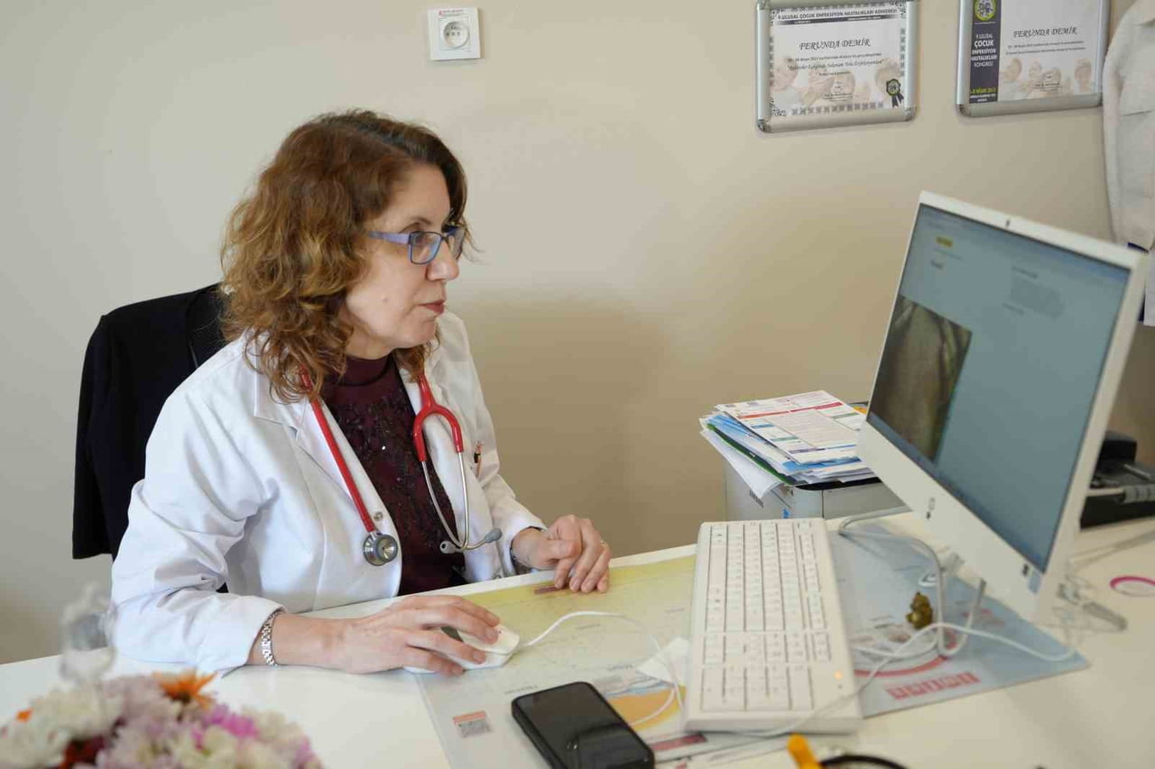 MEDİCAL PARK ANTALYA HASTANESİ ÇOCUK SAĞLIĞI VE HASTALIKLARI UZMANI DR. FERUNDA DEMİR