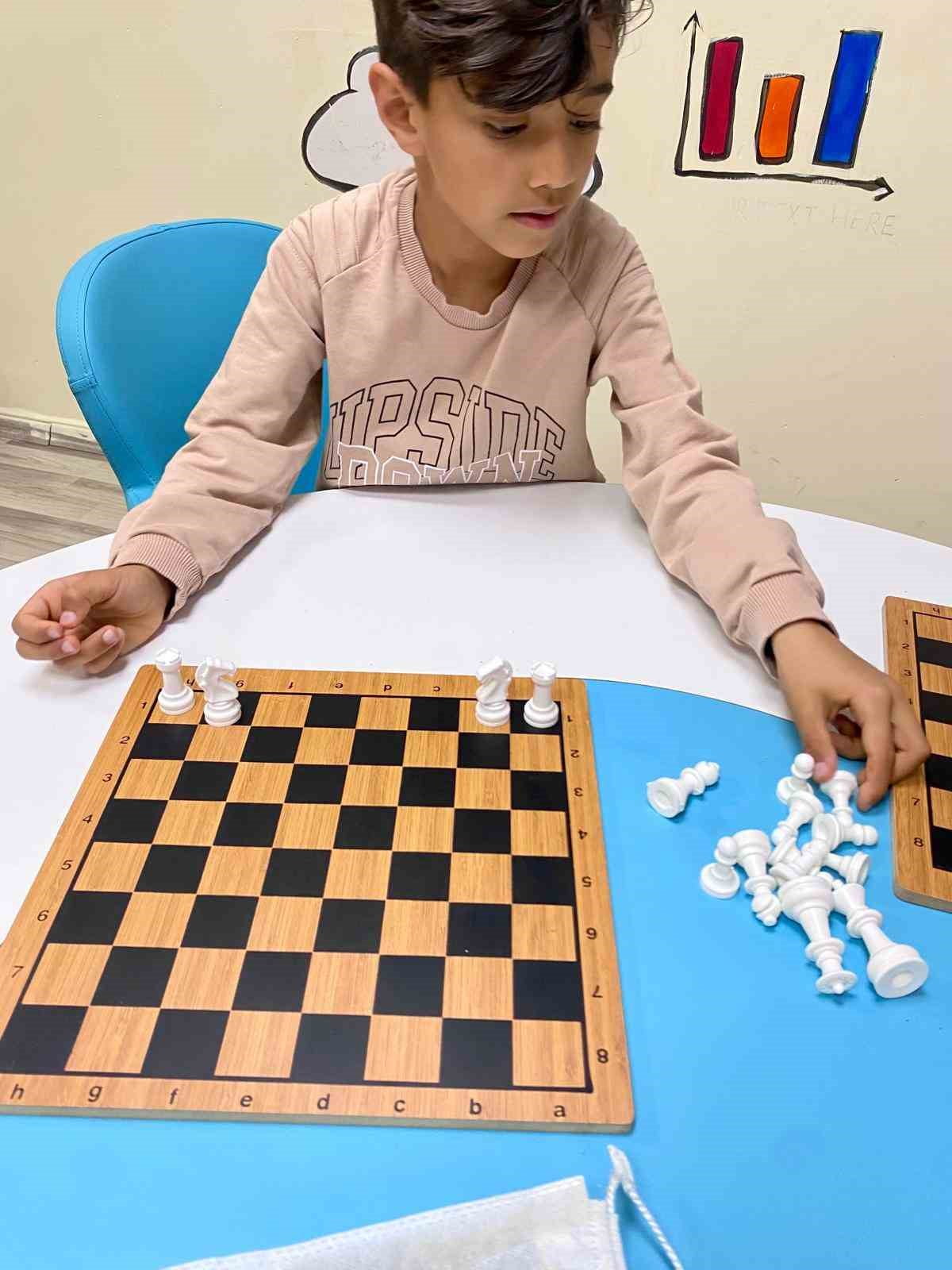 MENTEŞE’DE ÇOCUKLAR "ZEKÂ OYUNLARI" İLE GELECEĞE HAZIRLANIYOR