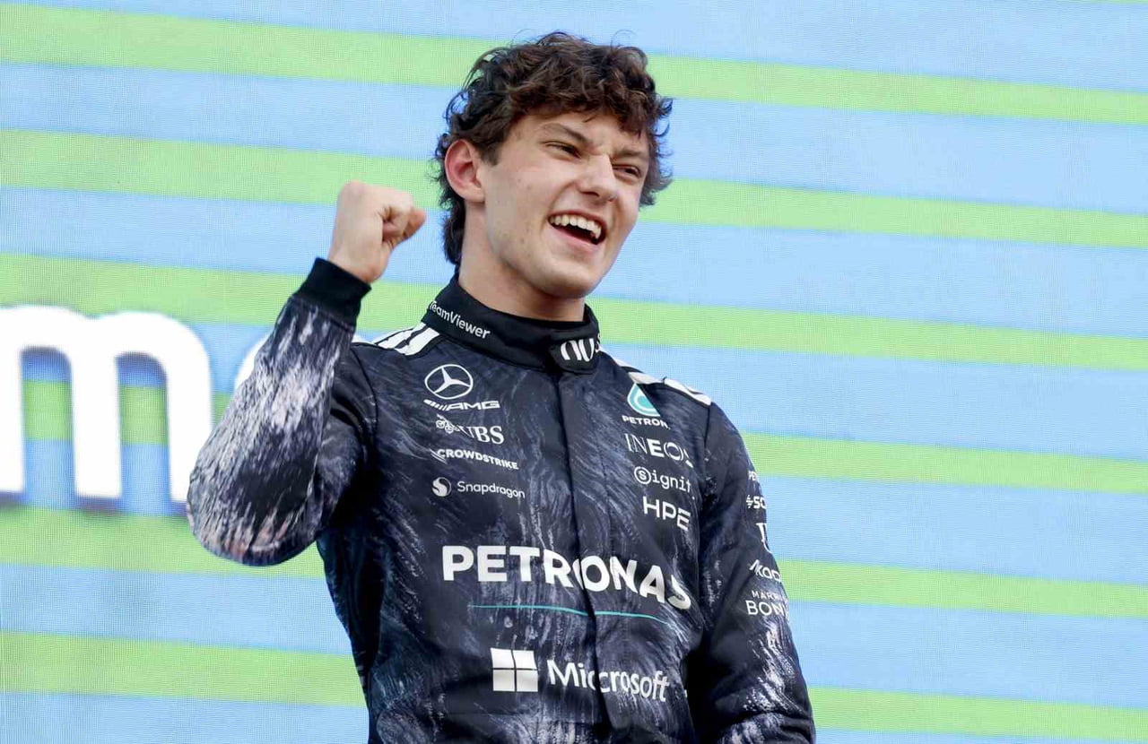 MERCEDES’İN İTALYAN PİLOTU KİMİ ANTONELLİ, FORMULA 1 DÜNYA ŞAMPİYONASI’NDA SEZONUN ÜÇÜNCÜ ETABI...