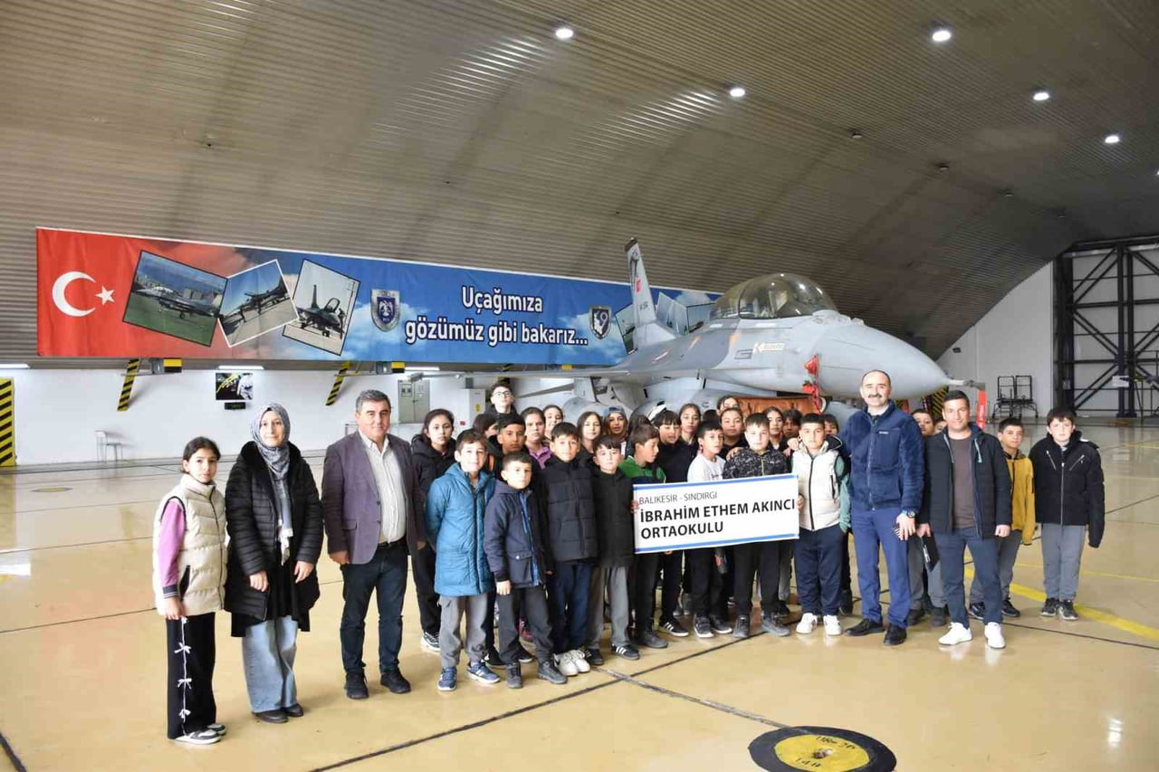 MİLLÎ SAVUNMA BAKANLIĞI TARAFINDAN YÜRÜTÜLEN "MEHMETÇİKLE BİR GÜN PROJESİ" KAPSAMINDA BALIKESİR’DE...