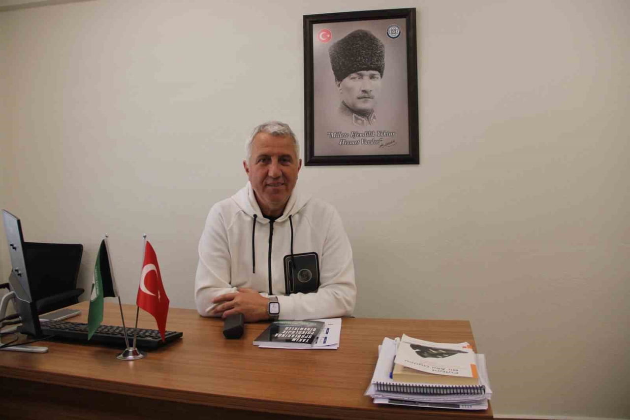 MUĞLASPOR, TEKNİK DİREKTÖR BESİM DURMUŞ’UN GÖREVİNDEN AYRILMA TALEBİNİN YÖNETİM TARAFINDAN KABUL...