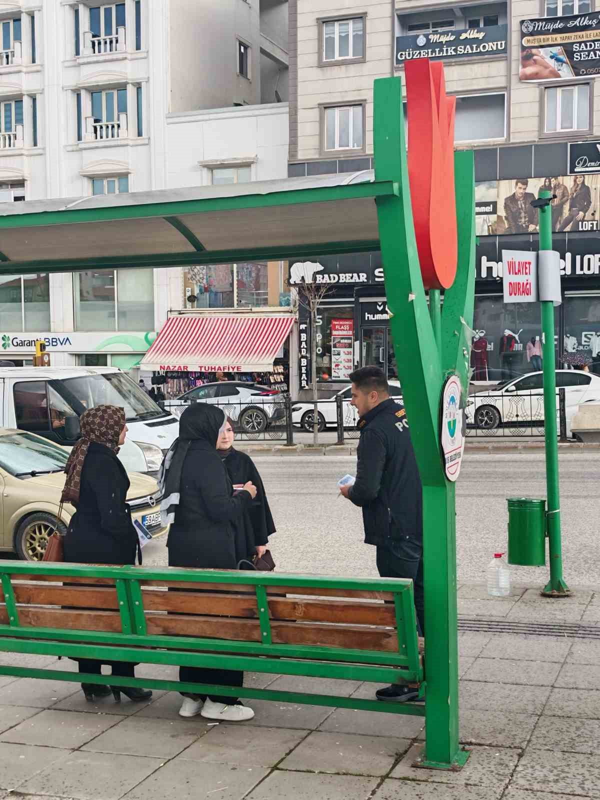 MUŞ İL EMNİYET MÜDÜRLÜĞÜ EKİPLERİ, SİBERAY FAALİYETLERİ KAPSAMINDA ATATÜRK BULVARI’NDA...