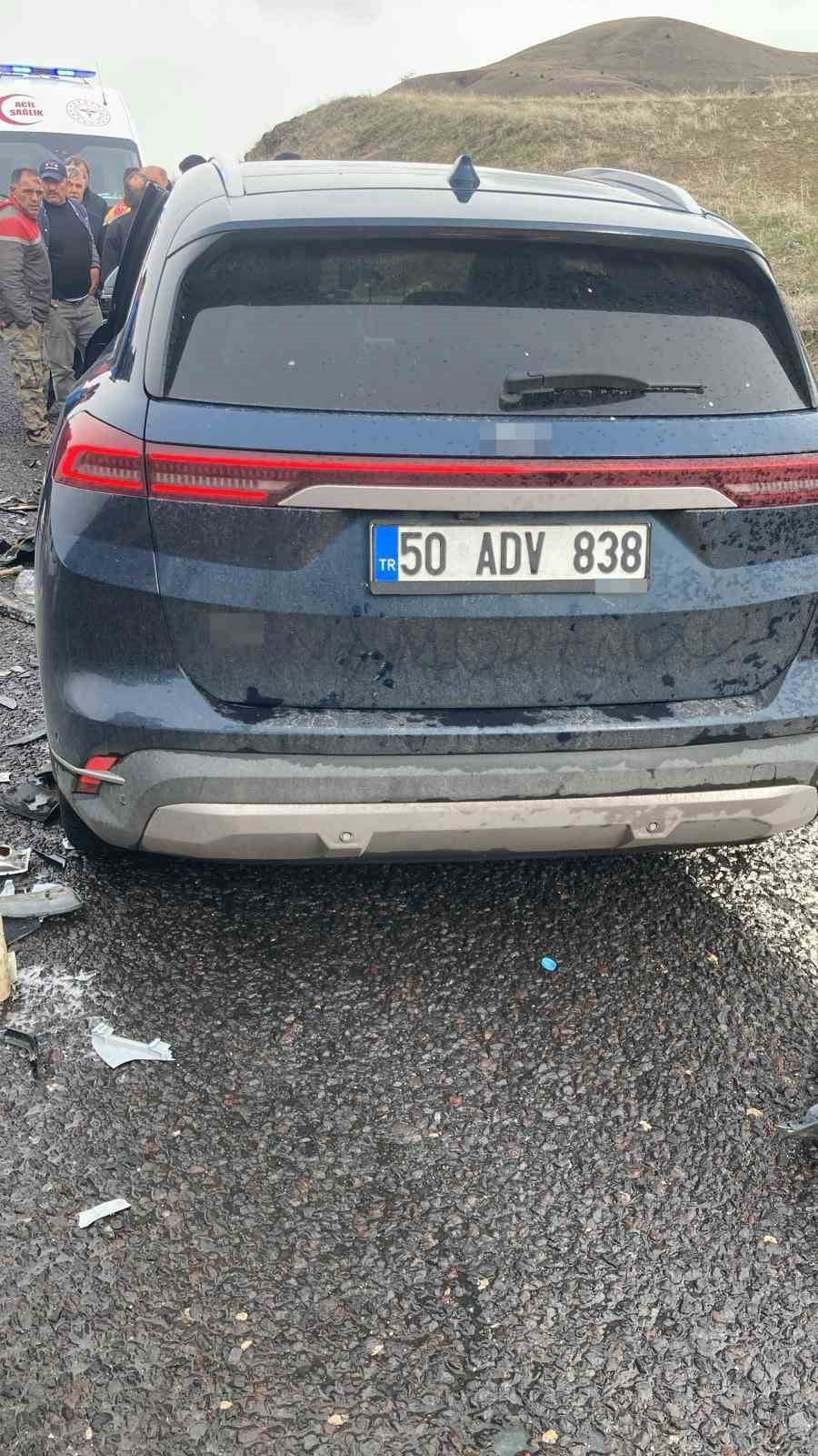 NEVŞEHİR’DE İKİ OTOMOBİLİN ÇARPIŞMASI SONUCU MEYDANA GELEN TRAFİK KAZASINDA 1 KİŞİ HAYATINI...