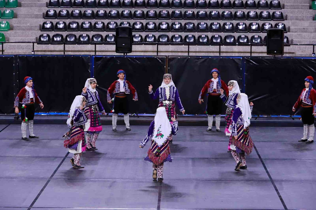 OKUL SPORLARI HALK OYUNLARI YILDIZLAR GRUP ŞAMPİYONASI, DENİZLİ’NİN EV SAHİPLİĞİNDE 28-29 MART...