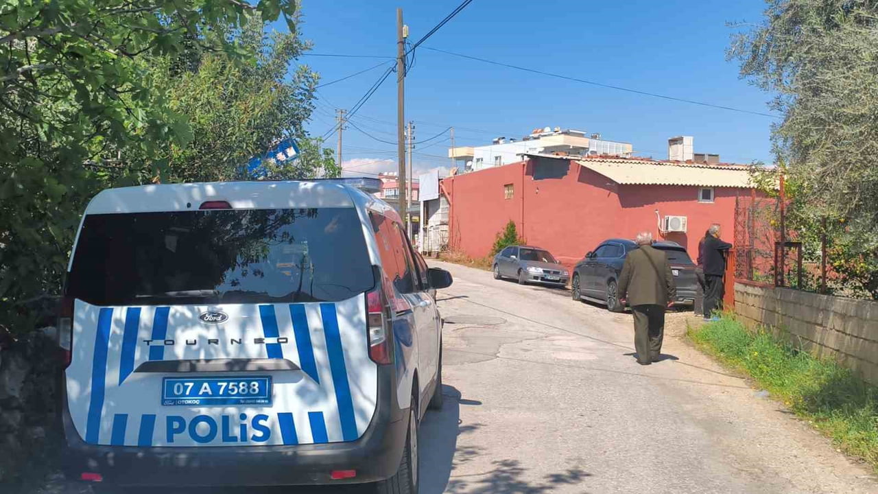 OLAY, HABİPLER MAHALLESİ 5610 SOKAK ÜZERİNDE BULUNAN MÜSTAKİL İKAMETTE MEYDANA GELDİ.