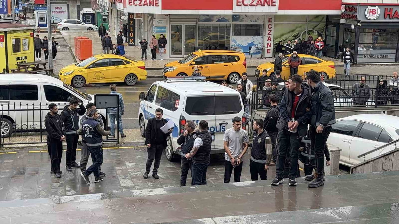 OLAYLA İLGİLİ ADLİYEYE ÇIKARILAN ŞÜPHELİLER