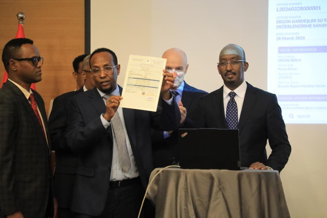 OYAK İLE SOMALİ BALIKÇILIK VE MAVİ EKONOMİ BAKANLIĞI ORTAKLIĞINDA KURULAN SOMTURK'ÜN DESTEĞİYLE...