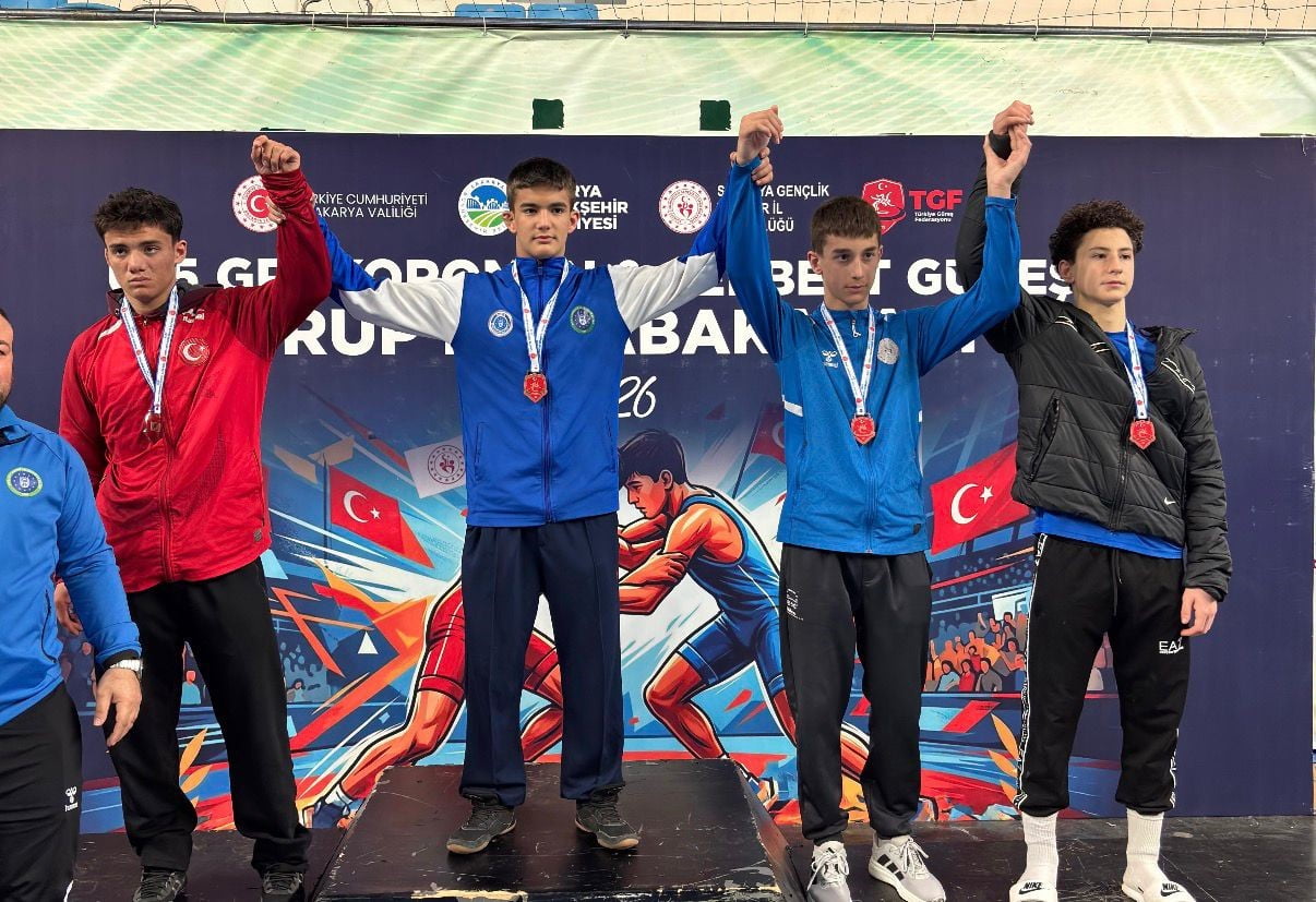 SAKARYA’DA DÜZENLENEN U-15 ERKEKLER SERBEST GÜREŞ GRUP MÜSABAKALARINDA, AFYONKARAHİSAR’I TEMSİL...