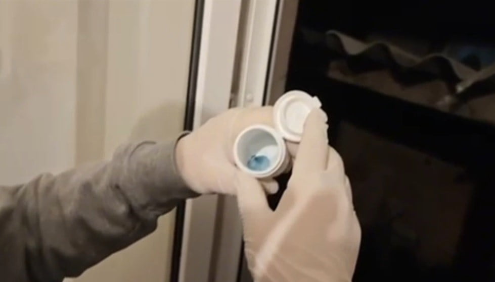 SAKARYA’DA POLİS EKİPLERİNCE 3 İLÇEDE DÜZENLENEN UYUŞTURUCU OPERASYONUNDA GÖZALTINA ALINAN 5...