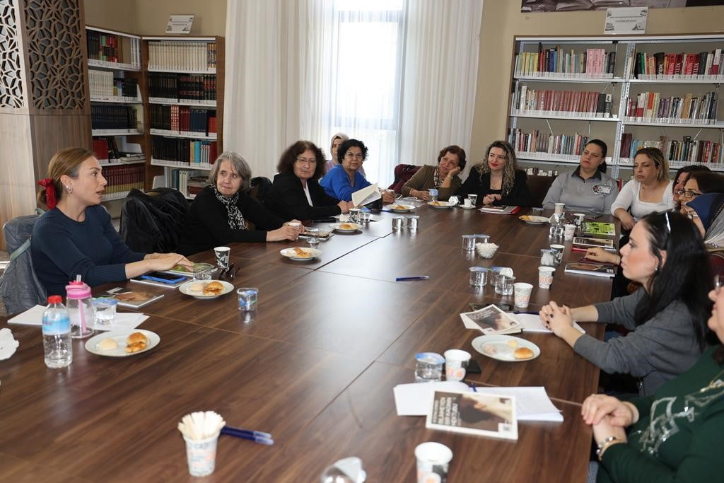 ŞEHZADELER BELEDİYESİ’NİN KÜTÜPHANE HAFTASI ETKİNLİKLERİ, GENÇLİK EVİ’NDE DÜZENLENEN "KİTAP...