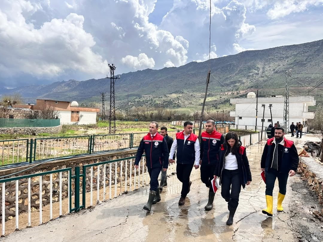 ŞIRNAK MERKEZE BAĞLI KOÇBEYİ KÖYÜNDE ETKİLİ OLAN SAĞANAK YAĞIŞ SONRASI MEYDANA GELEN SEL AFETİ...