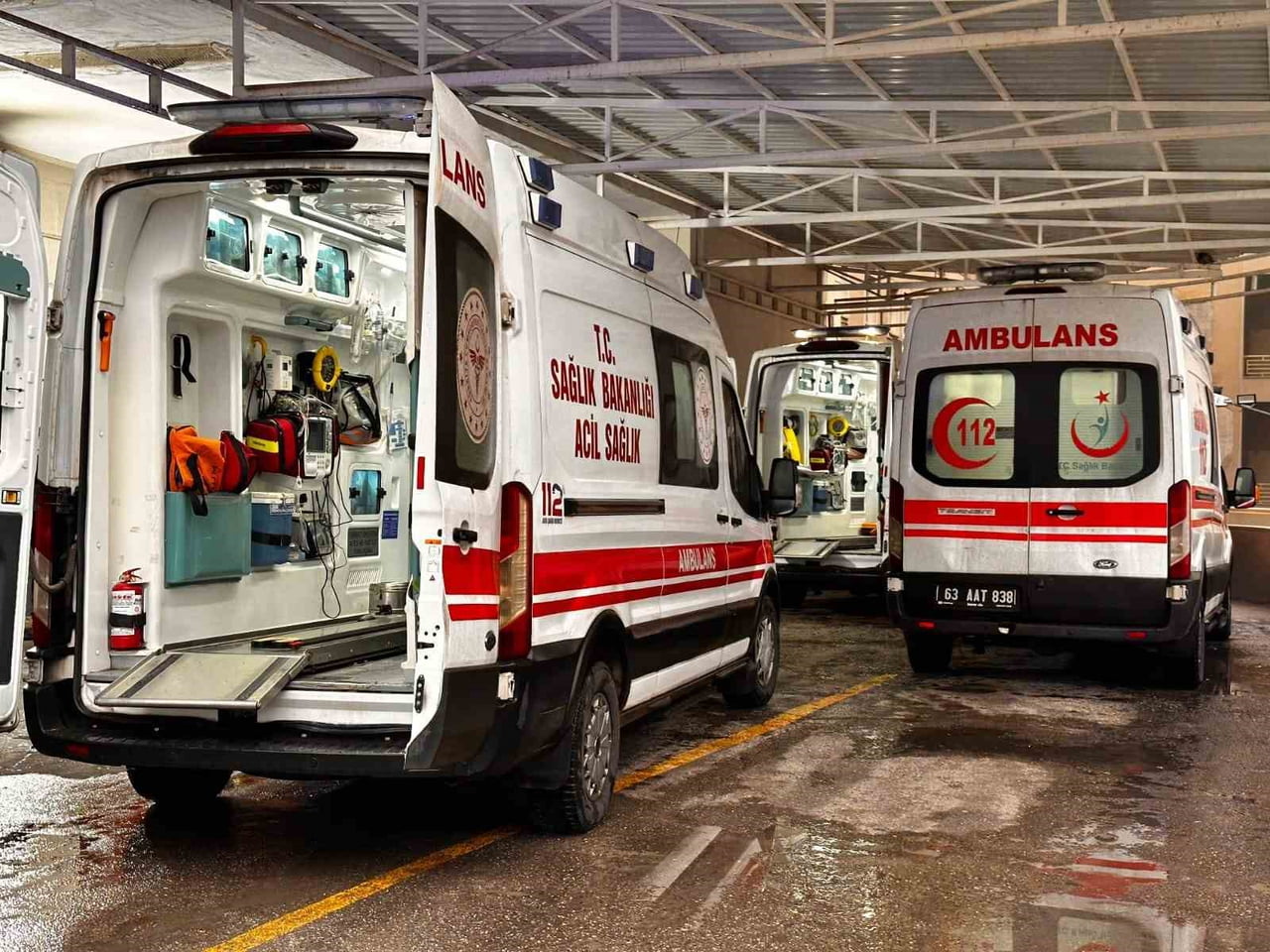 SİVEREK’TE TAŞLI SOPALI KAVGA: 4 YARALI, 5 GÖZALTI