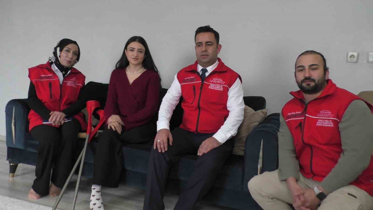 TATVAN’DA YAŞAYAN 20 YAŞINDAKİ ŞEVİN BALAKAN’IN PROTEZ AYAK ÇAĞRISINA, FATMA ŞAHİN’DEN DESTEK...