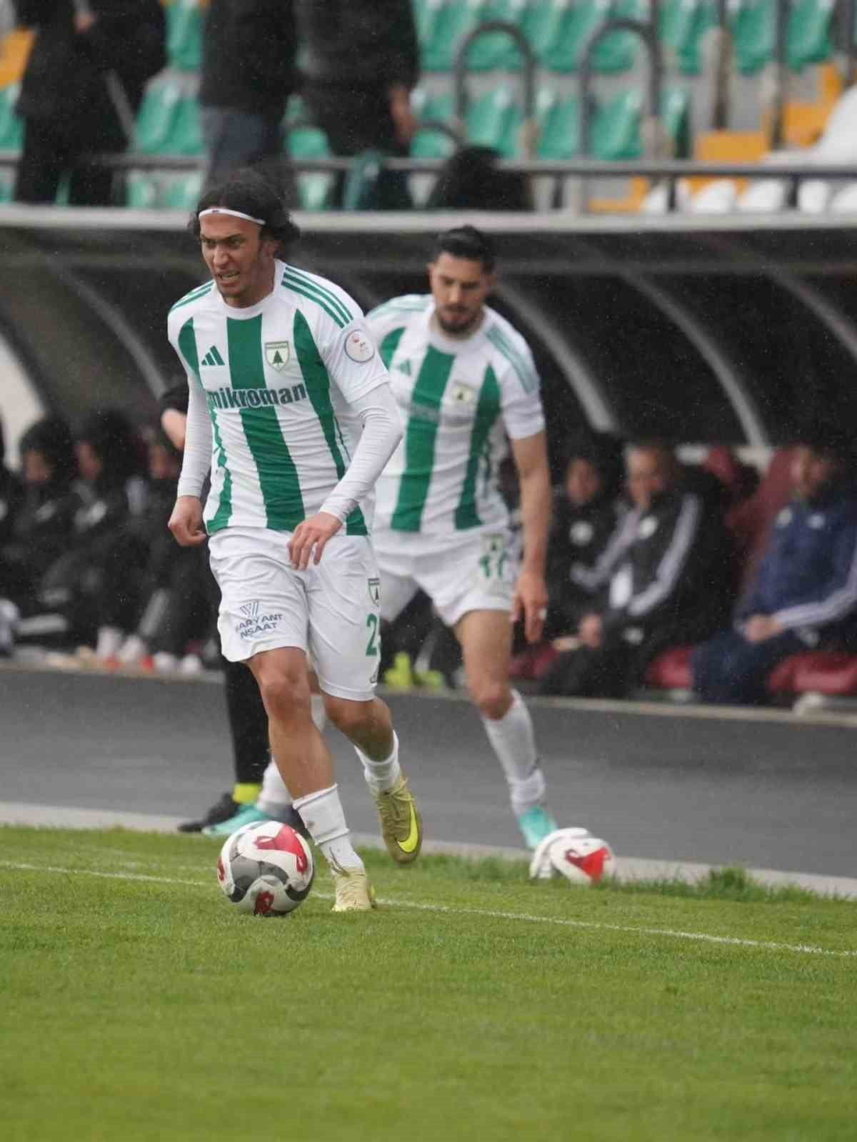 TFF 2. BEYAZ GRUP'UN 31. HAFTA MÜCADELESİNDE MUĞLASPOR SAHASINDA ALTINORDU'YA 1-0 MAĞLUP OLDU.