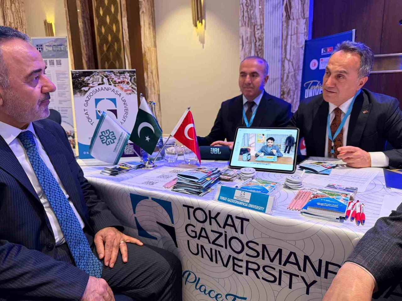 TOKAT GAZİOSMANPAŞA ÜNİVERSİTESİ, PAKİSTAN'IN İSLAMABAD KENTİNDE DÜZENLENEN TÜRK ÜNİVERSİTELERİ...