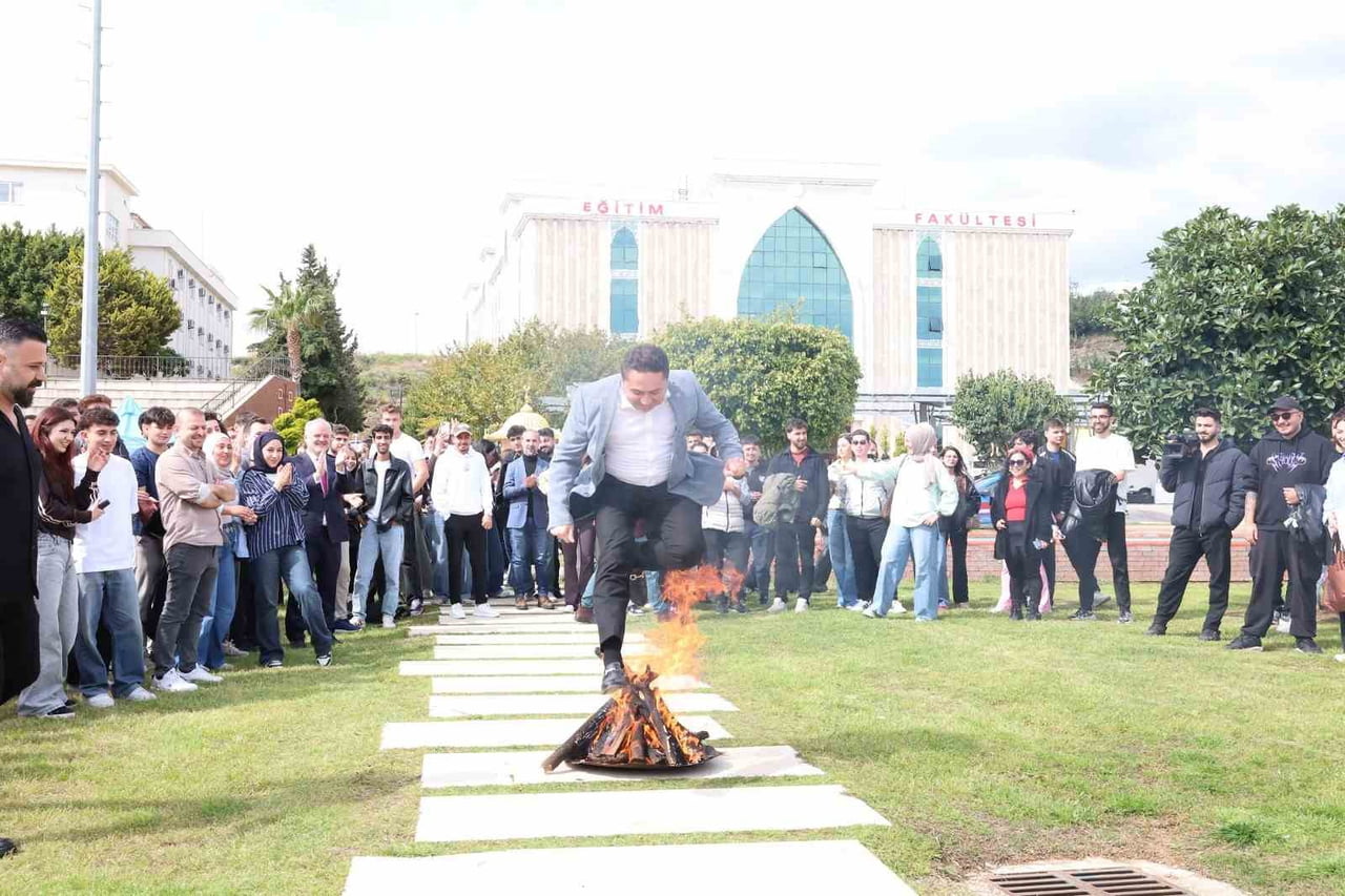 TÜRK TARİHİNDE BAHARIN GELİŞİNİN SİMGESİ OLARAK KABUL EDİLEN NEVRUZ BAYRAMI, ALANYA ALAADDİN...