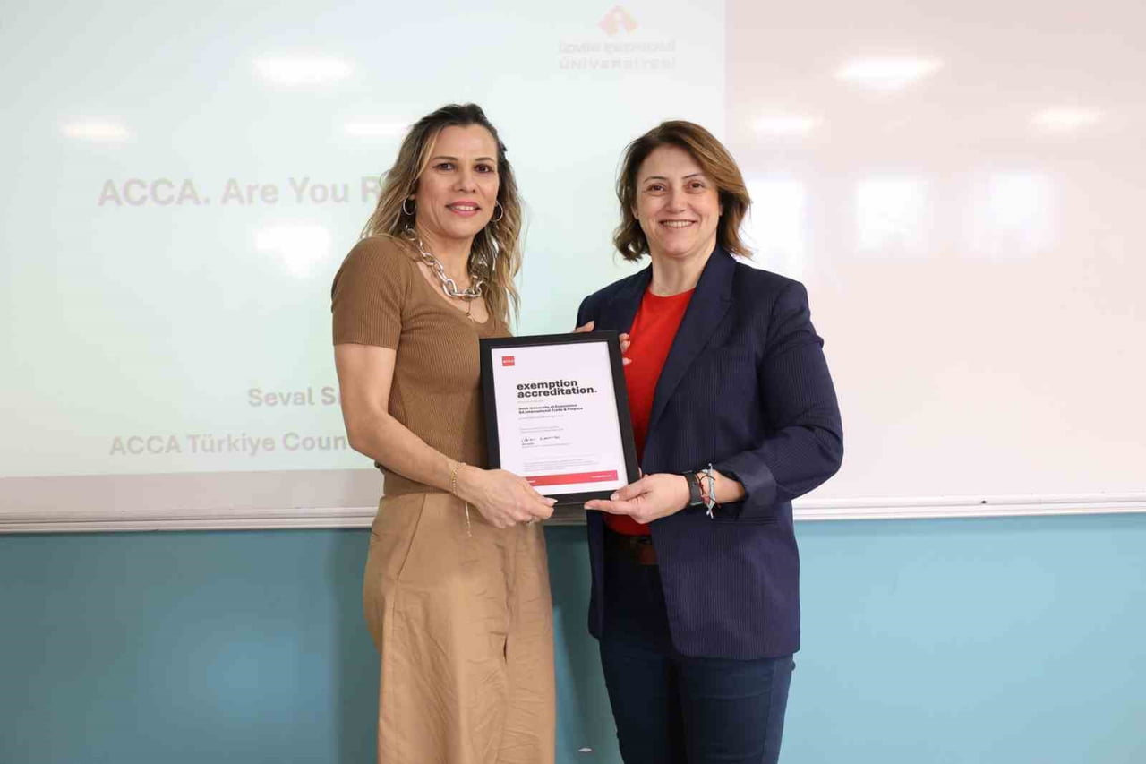 ULUSLARARASI TİCARET VE FİNANSMAN BÖLÜM BAŞKANI PROF. DR. GÜLİN VARDAR VE ACCA TÜRKİYE ÜLKE MÜDÜRÜ...