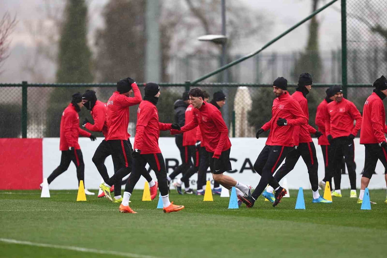 YARIN DEPLASMANDA KOSOVA İLE KARŞILAŞACAK A MİLLİ TAKIM, BUGÜN BAŞKENT PRİŞTİNE'YE YAPACAĞI...