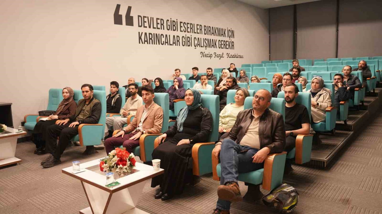 'GENÇLERLE ŞEHİR VE TARİH ATÖLYESİ' İLE OSMANLI DEVLETİ'NİN KURULUŞ SÜRECİ, BURSA'NIN FETHİ VE...
