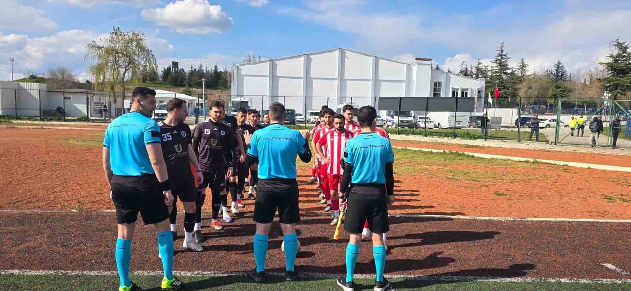 1969 BİLECİKSPOR KULÜBÜ ZORLU MAÇI KAZANARAK, ADINI YARI FİNALE YAZDIRDI