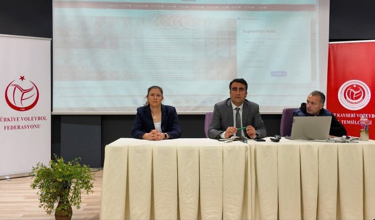 2025-2026 VOLEYBOL SEZONU AYLIK BİLGİLENDİRME SEMİNERİ, KAYSERİ GEVHER NESİBE SPOR SALONU TOPLANTI...