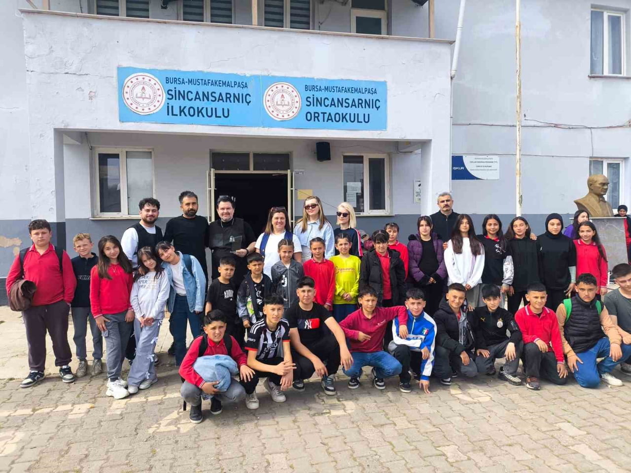 23 NİSAN ULUSAL EGEMENLİK VE ÇOCUK BAYRAMI ÖNCESİNDE ANLAMLI BİR SOSYAL SORUMLULUK PROJESİNE İMZA...