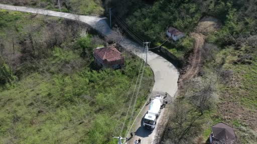 25 yıllık yol sorunu çözüme kavuşturuluyor