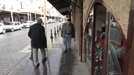 5 metrekarelik dükkanında 67 yıldır bıçakçılık yapıyor