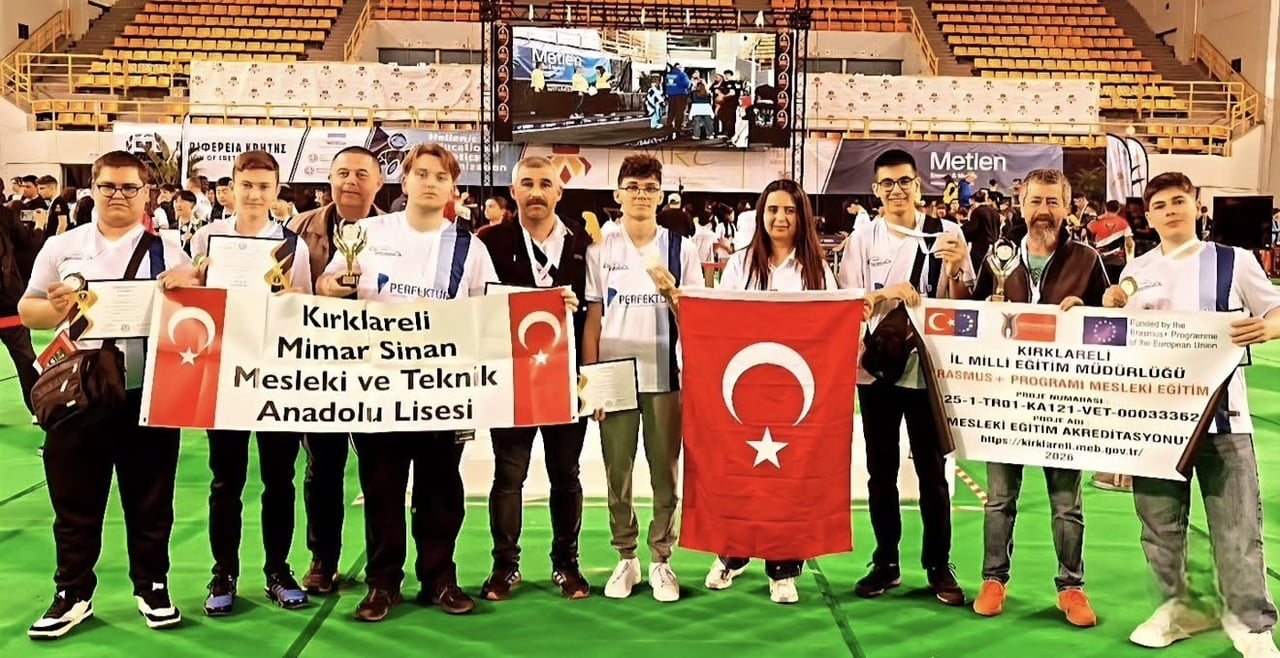 55 ÜLKEDEN VE 4 KITADAN TOPLAM 3 BİN 648 KATILIMCI İLE 1466 ROBOTUN MÜCADELE ETTİĞİ ORGANİZASYONDA...