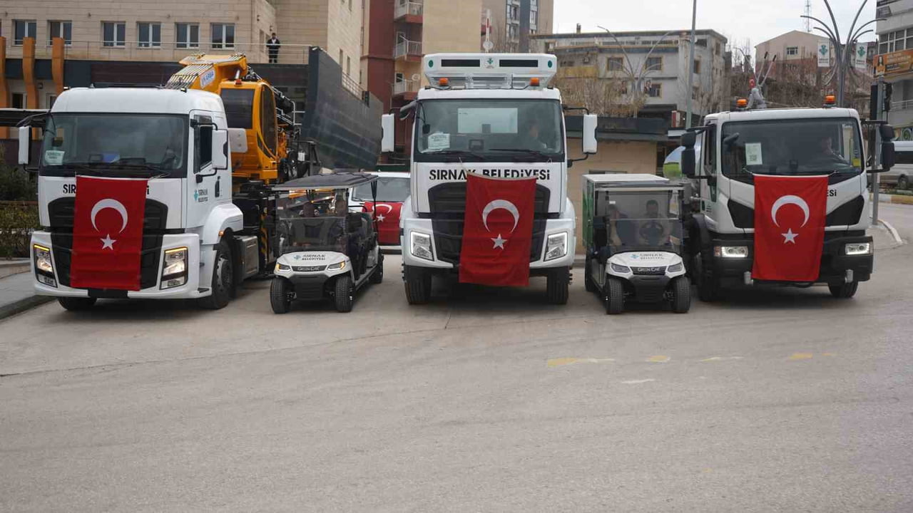 6 YENİ ARAÇ TÖRENLE HİZMETE ALINDI