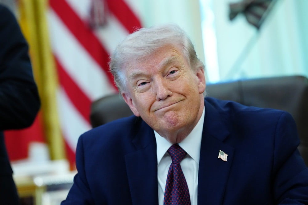 ABD BAŞKANI DONALD TRUMP, BEYAZ SARAY’DA DÜZENLENEN BİR İMZA TÖRENİNDE GAZETECİLERİN GÜNDEME...