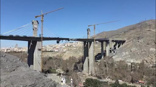 ABD saldırılarının hedefi olan İran'ın Elburz eyaletine bağlı Kerec kentindeki İran'ın en yüksek...