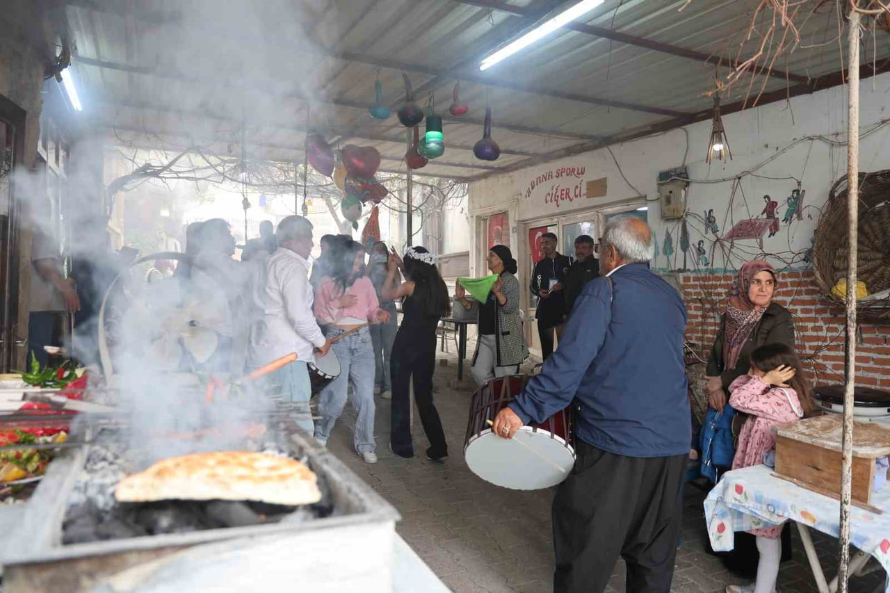 ADANA’NIN KOZAN İLÇESİNDE BU YIL İKİNCİSİ DÜZENLENEN KOZAN PORTAKAL ÇİÇEĞİ FESTİVALİ, TARİHİ...