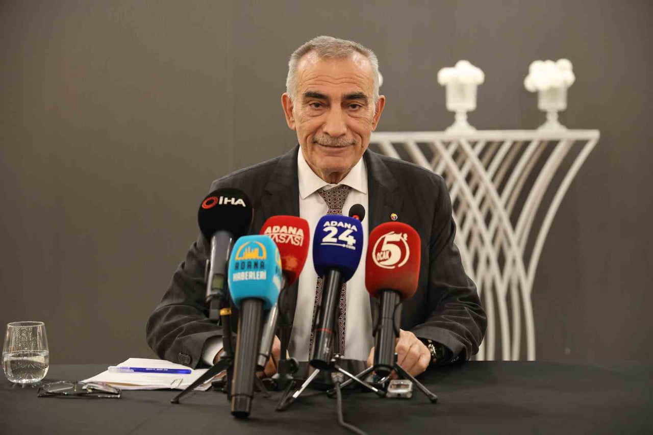 ADANA TİCARET ODASI (ATO) YÖNETİM KURULU BAŞKANI YÜCEL BAYRAM, ŞALGAM SUYUNUN ARDINDAN İÇLİ...