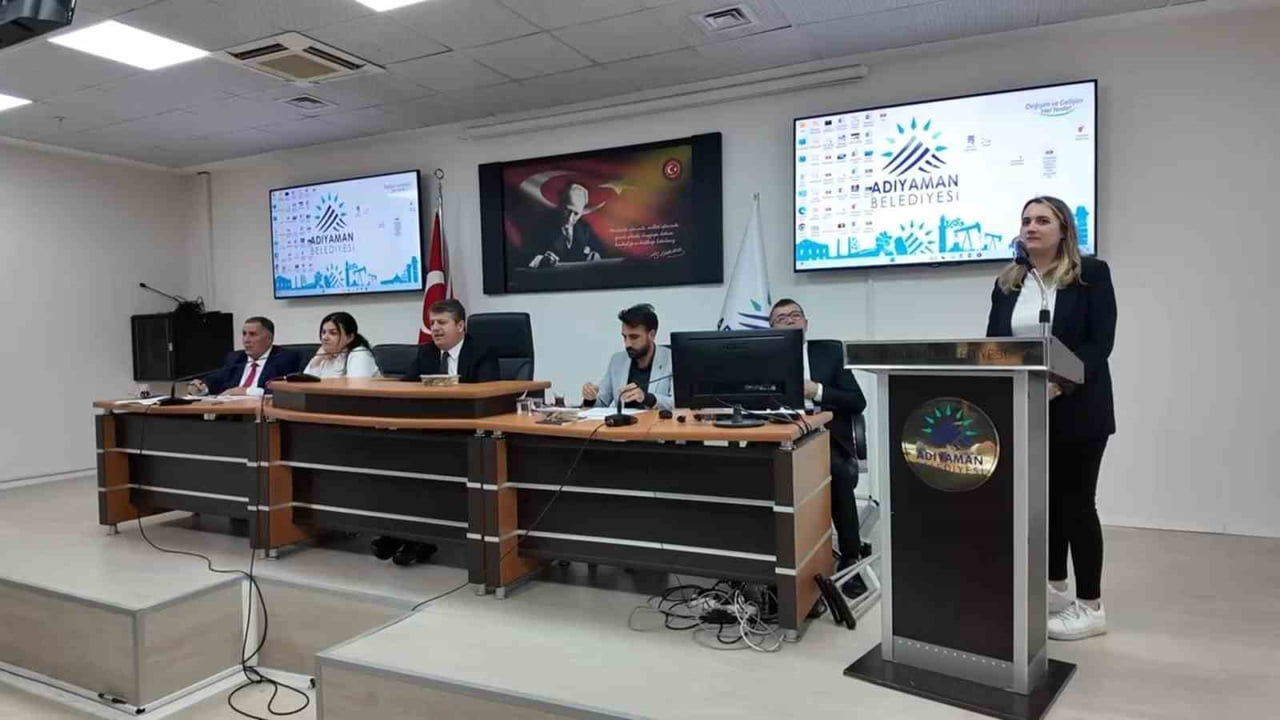 ADIYAMAN BELEDİYESİ’NİN NİSAN AYI OLAĞAN MECLİS TOPLANTISINDA, BELEDİYE BAŞKANI ABDURRAHMAN...
