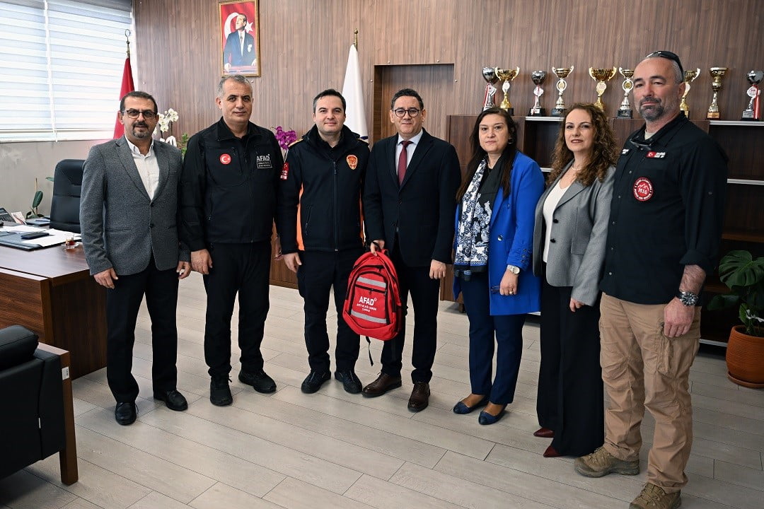 AFET VE YANGINLARA KARŞI BİLİNÇ OLUŞTURMAK AMACIYLA MANİSA CELAL BAYAR ÜNİVERSİTESİ (MCBÜ) SPOR...