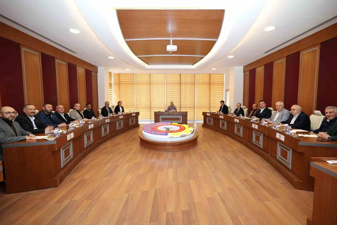 AFYONKARAHİSAR'DA  HAZİRAN AYINDA YAPILMASI PLANLANAN MERMER FUARI İÇİN VALİ DR. NACİ AKTAŞ...