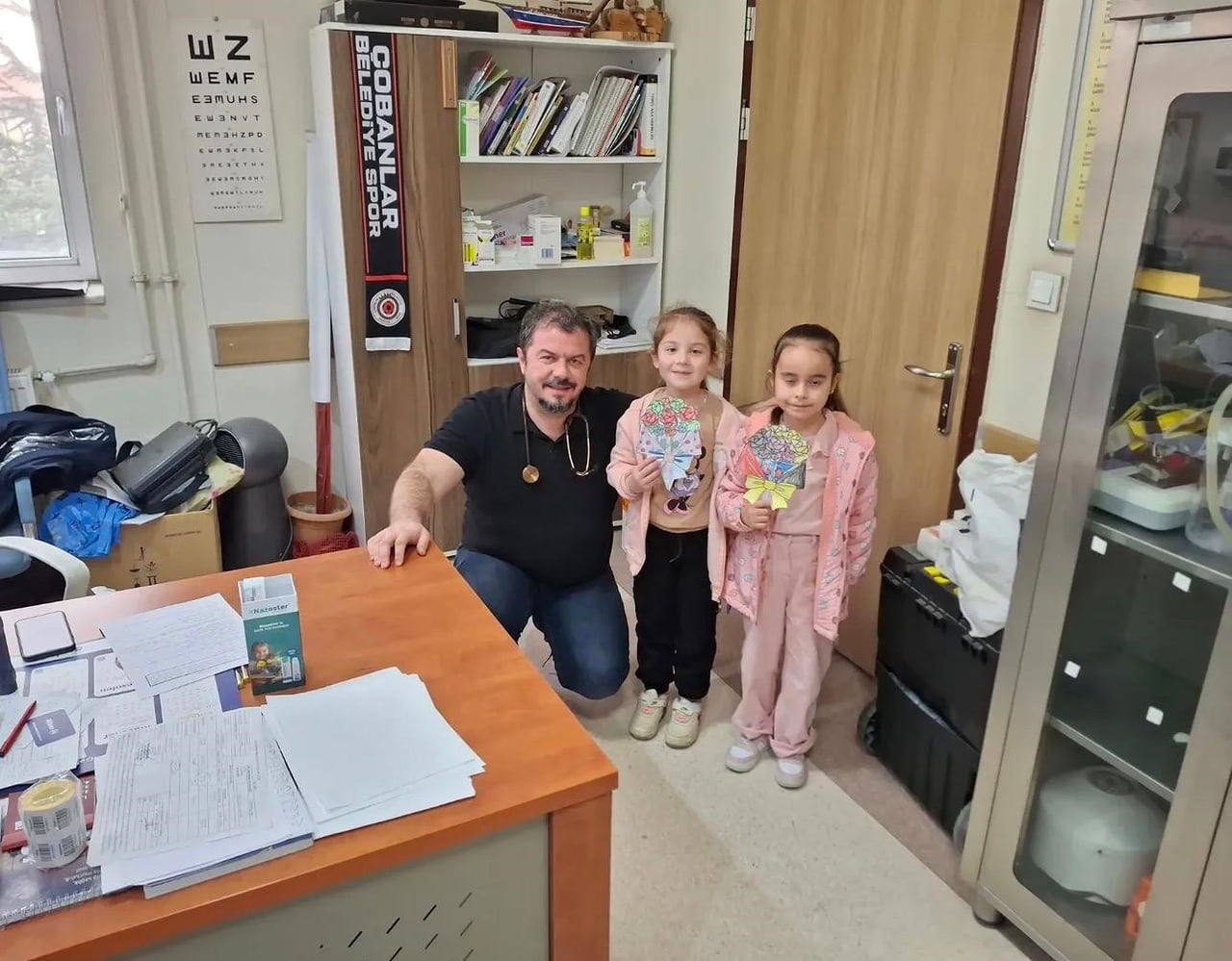 AFYONKARAHİSAR’DA DÜNYA SAĞLIK HAFTASI DOLAYISIYLA ÇOBANLAR İLÇESİNDE SAĞLIK ÇALIŞANLARINI...