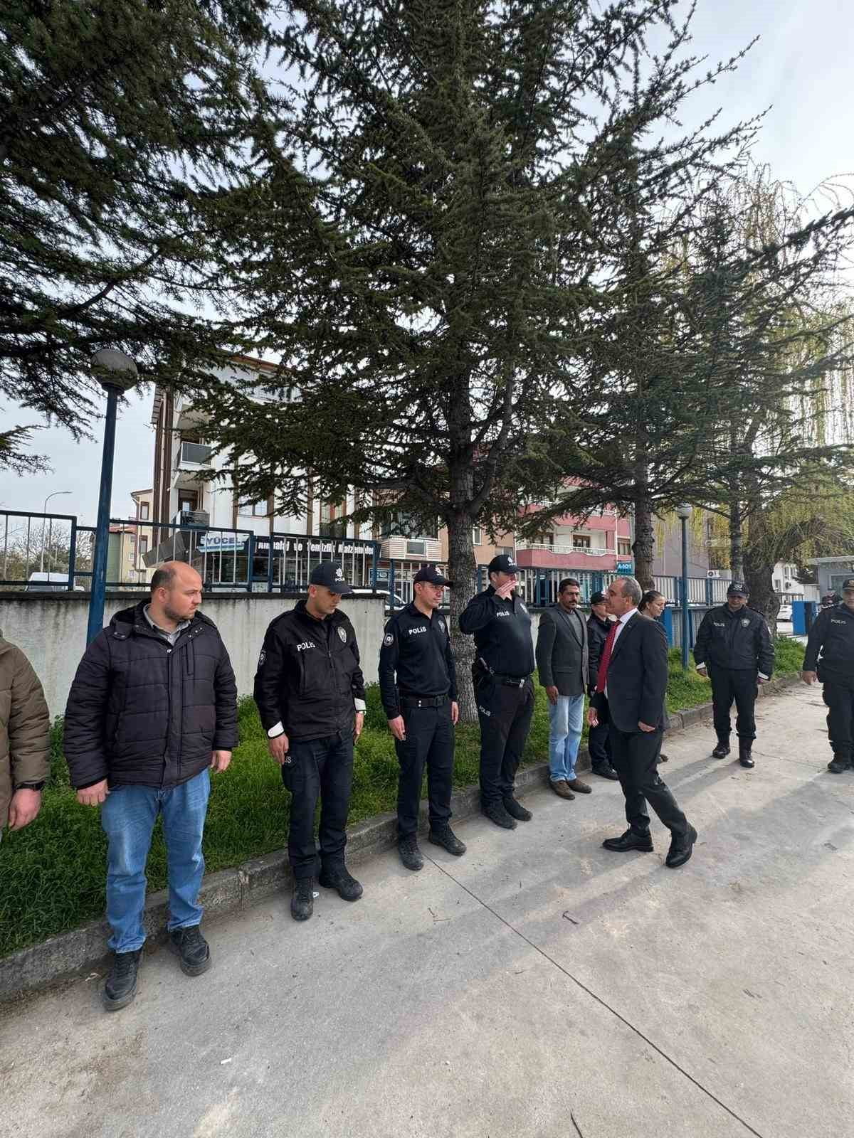 AFYONKARAHİSAR İL EMNİYET MÜDÜRÜ AHMET BİRTAN EROL, DİNAR VE SANDIKLI İLÇELERİNDE GENEL ASAYİŞ VE...