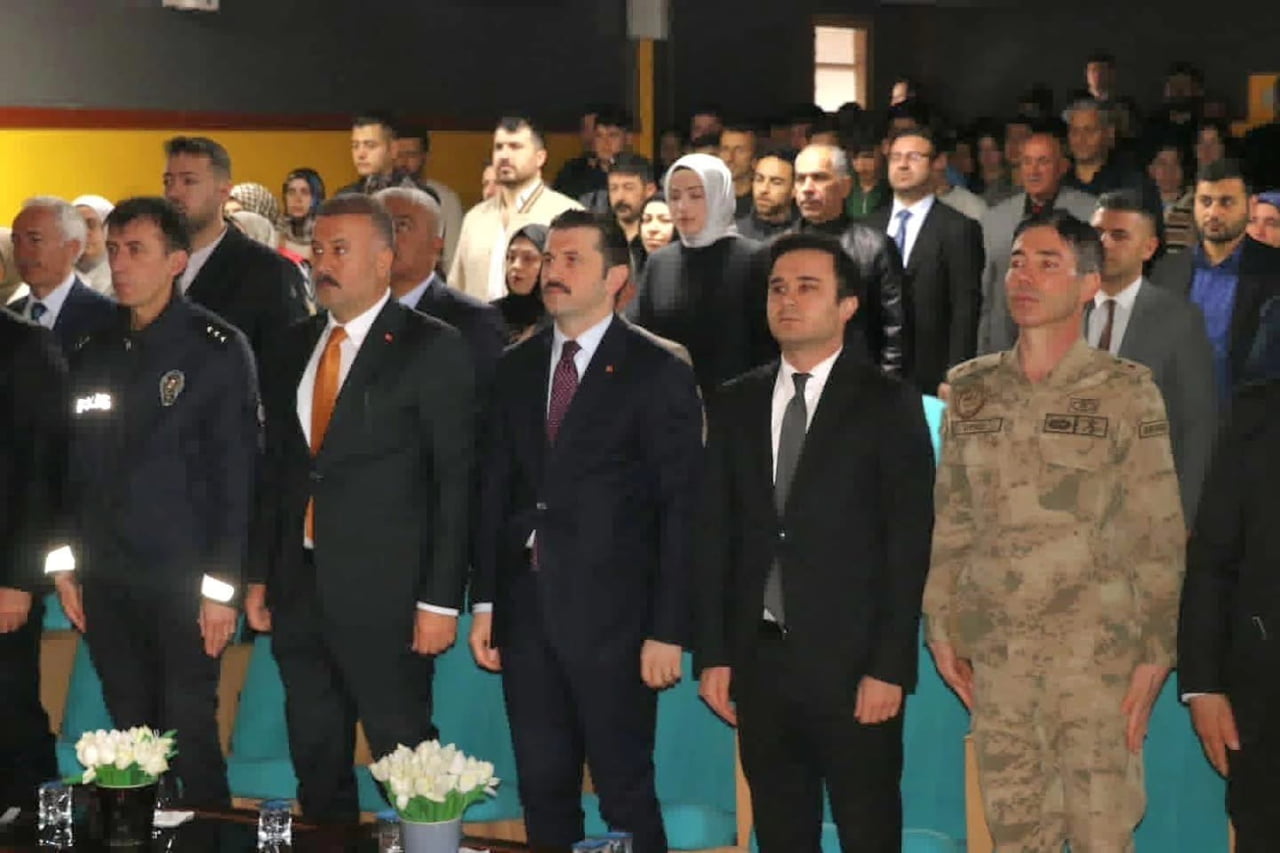 AĞRI'NIN TUTAK İLÇESİNİN DÜŞMAN İŞGALİNDEN KURTULUŞUNUN 108 YILDÖNÜMÜ TÖRENLERLE...