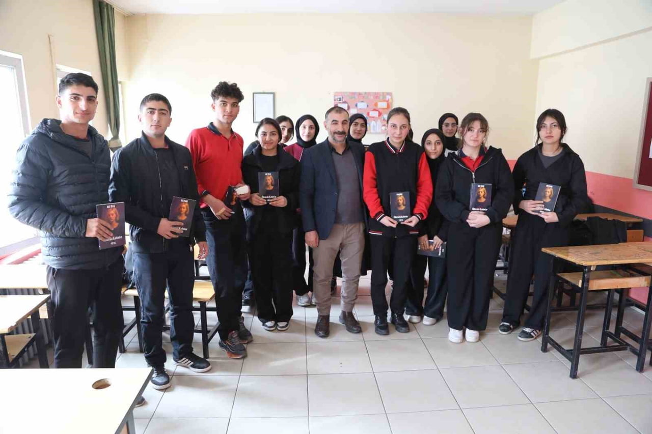 AĞRI ELEŞKİRT 70. YIL SAĞLIK MESLEK LİSESİ ÖĞRENCİSİ ZELAL YILMAZ SON YILLARDA ARTAN KADIN...