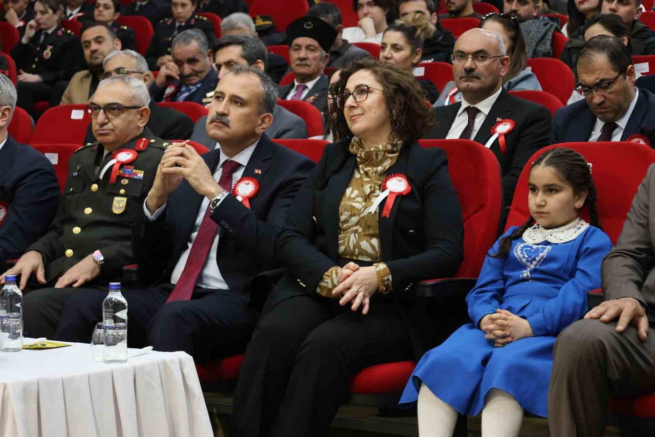 AĞRI’NIN KURTULUŞUNUN 108. YIL DÖNÜMÜ KUTLANDI