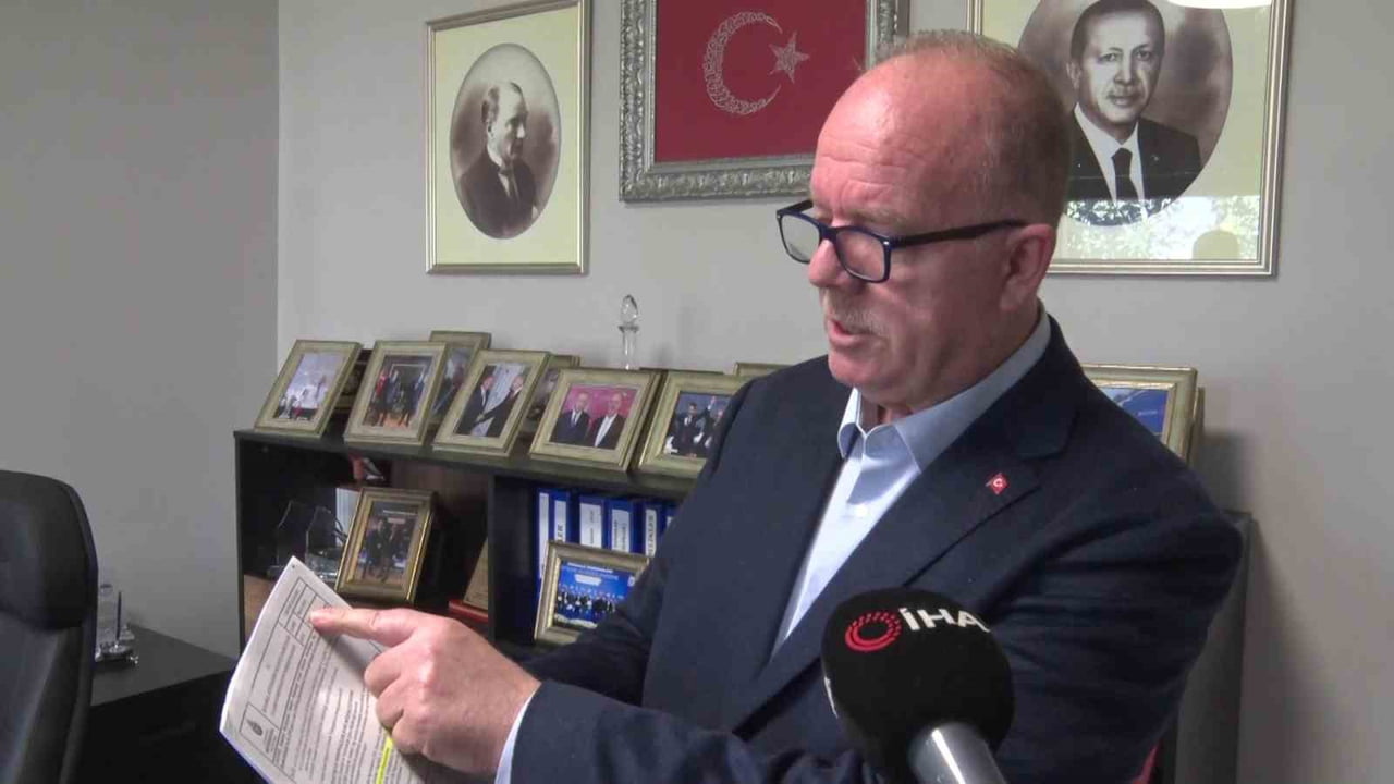 AK PARTİ ADALAR İLÇE BAŞKANI UĞUR SİNA ŞEN