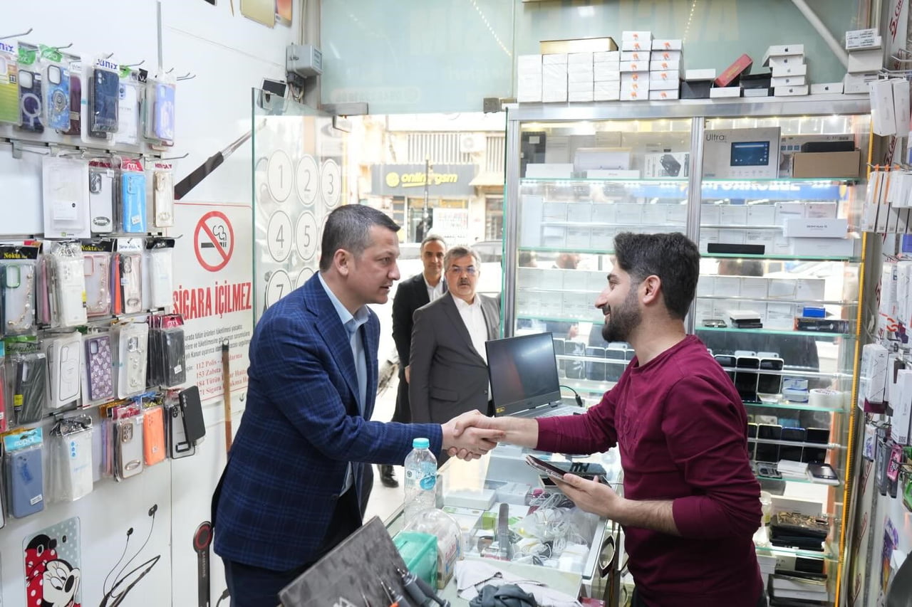 AK PARTİ ADIYAMAN MİLLETVEKİLİ MUSTAFA ALKAYIŞ, İL BAŞKANI EKREM ÇADIR, İL GENÇLİK KOLLARI BAŞKANI...