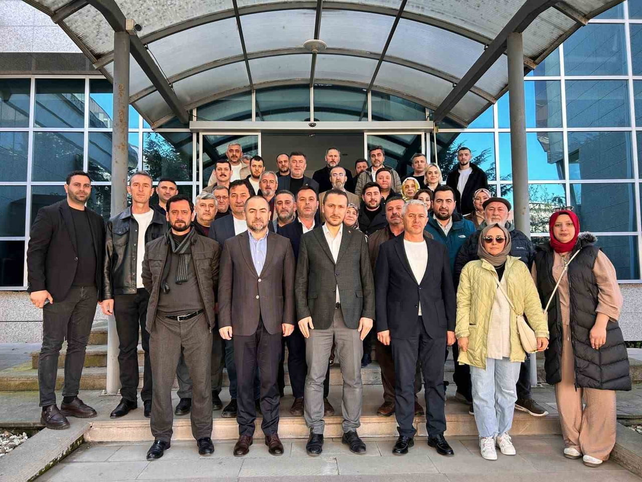 AK PARTİ DÜZCE İL BAŞKANI HASAN ŞENGÜLOĞLU, AKÇAKOCA BELEDİYE MECLİSİ’NDE YAŞANAN TARTIŞMALARIN...